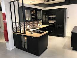 Cuisine Noire Verriere Cuisine Plus Cuisine Verriere Cuisine Noire Idee Deco Cuisine