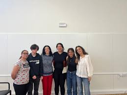 INTERCULTURAL BRIDGES: Brazil, Latvia and Russia at the Aver-o-Mar Elderly  Day Centre - Agrupamento de Escolas Aver o Mar