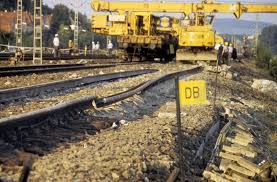 Volksbank hohenlohe eg, geschäftsstelle schrozberg. Datei Eisenbahnunfall Heilbronn Klingenberg 1984 08 12 7 Jpg Wikipedia