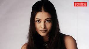 Aishwarya Rai refused Hollywood film with Brad Pitt because she had made  promises in India: I couldnt just kick that to the curb | Bollywood News  - The Indian Express