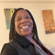 Katrina Brice's Instagram, Twitter & Facebook