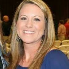 Leigh Holley's Instagram, Twitter & Facebook