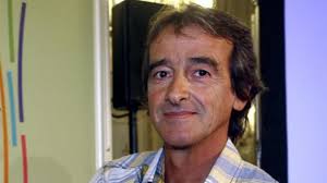 C'est pas sorcier est un magazine télévisuel français de vulgarisation scientifique destiné aux enfants, présenté par frédéric courant, jamy gourmaud et sabine quindou. Frederic Courant De C Est Pas Sorcier Missionne Par Le Ministere De La Transition Ecologique