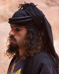 From Cleopatra's iconic kohl-rimmed eyes to today's modern makeup trends,  kohl's legacy remains as timeless as it is striking. Dive into its ancient  roots, cultural significance, and must-have products that beautifully blend