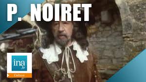 Et voilà qu'eloïse, digne fille de d'artagnan, est témoin du meurtre de la mère superieure du couvent auquel son illustre père l'a confiée jadis. Philippe Noiret La Fille De D Artagnan Archive Ina Youtube