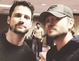 Hannah Lemos (@hannnahlemos)