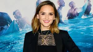 Learn about she's all that: Rachael Leigh Cook Joins The Cast Of Reimagined Remake He S All That Entertainment Tonight