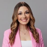 Allie Stephenson's Instagram, Twitter & Facebook