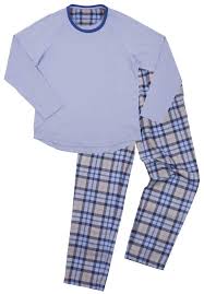 American English At State - Do You Wear Pyjamas Or Pajamas? Check Out These  #Americanenglish And British English Spelling Differences. Do You Use  British English, American English, Or A Combination Of Both? |