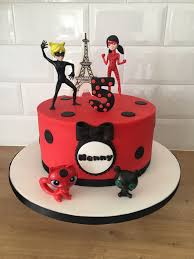 Ladybug And Cat Noir Cake Lady Bug Birthday Cake Ladybug Cakes Miraculous Ladybug Party