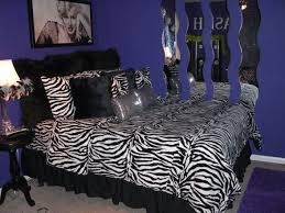 Purple And Zebra Zebra Bedroom Decor Zebra Bedroom Zebra Room