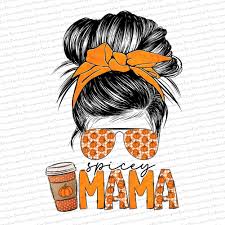 Spicy Mama PNG Fußball Blätter Hallo Kürbis Herbst Y All Vibes Liebe  Thanksgiving Familie Sublimation Design handgezeichnetes T-Shirt Design PNG 