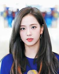 Lisa ranked the highest out of all the blackpink members and she was chosen as the second most beautiful woman in the world. Pin On Artists