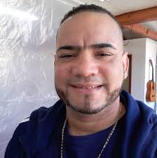 POSESIONAN A EDWARD BALBUENA COMO NUEVO DIRECTOR DE MEDIO AMBIENTE EN  GASPAR HERNÁNDEZ: Con la presencia del alcalde Abelito Suriel y una  delegación de Medio Ambiente fué juramentado el día de hoy