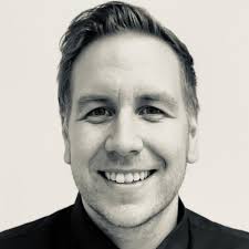 Steven Lindley's Instagram, Twitter & Facebook