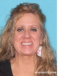 Jennifer Vanlandingham's Instagram, Twitter & Facebook