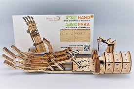 Amazon Com Wood Trick Robotic Hand Mechanical Models 3d Wooden Puzzles Diy Toy Assembly Gears Constructor Rob Robot Kits For Kids Diy For Teens Wooden Puzzles