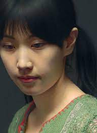 Unfortunately almost no painting of that period survived. This Artist S Oil Paintings Of Women Are Considered The Most Realistic In The World Hyper Realistic Paintings Realistic Paintings Photorealistic Portraits