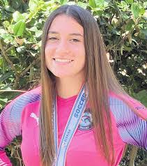 Kali Davis's Instagram, Twitter & Facebook