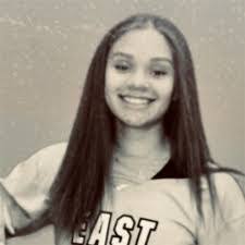 Rylee Whalen's Instagram, Twitter & Facebook