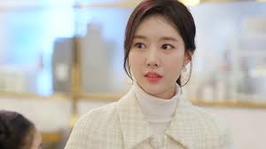 Watch The Elegant Empire