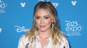 Duff began her acting career at a young age, and quickly became labeled a teen idol. Hilary Duff Pregnant With Baby No 3 See Her Sweet Announcement Entertainment Tonight