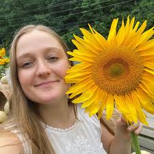 Lissy Darnell (@lissums) • Instagram photos and videos