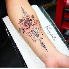 52 Unique Rose Tattoo Ideas Chic Better Tattoos Rose Tattoos Pretty Tattoos