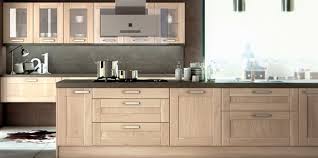 Epingle Par Foued Bennacef Sur Cuisines Meuble Cuisine Cuisine Bois Cuisine Moderne