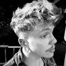 sarah beeston gender reveal