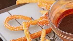 Gunakan cawan yang sama tuk setiap sukatan bahan a 2 cawan tepung beras 1 cawan tepung gandum 2 sudu besar tepung jagung 1 sudu kecil garam 2 cawan santan pekat. Resepi Churros Oreo Paling Mudah Step By Step Aneka Resepi Mudah Dan Sedap