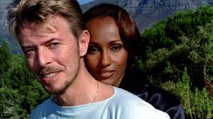 Настоящее имя — дэ́вид ро́берт джонс (англ. David Bowie Jetzt Spricht Seine Witwe Iman Abdulmajid