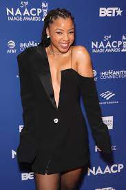 Written and executively produced by chloe bailey, 19 and halle bailey, 18, the album is now available everywhere. Chloe Bailey At The 2020 Naacp Image Awards Dinner Chloe Bailey Chloe And Halle Chloe X Halle