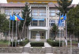 Voi cerca de mã iubești. Colegiul NaÈional Mihai Eminescu Din BotoÈani AngajeazÄ Paznic De Noapte Cititulnudoare