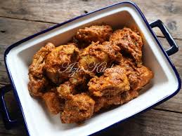 The rendang tok of perak, malaysia, is believed to have been created by the royal cooks of perak who were able to acquire spices that were typically inaccessible to the general population. Rendang Pedas Perak Versi Bonda Mertua Azie Kitchen