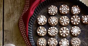 Chocolat Noir Cafe Creme Et Clous De Girofle En Poudre Donnent A Ces Sables Une Saveur Inimitable Glacage Au Sucre Gl Gewurznelken Dunkle Schokolade Gewurze