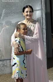 Amos bocelli is an italian musician and the son of andrea bocelli. Www Bocelli De Live Concert