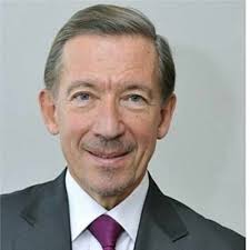 Je suis arrivée à Bruxelles fin 88, comme Stagiaire à la Commission  Européenne.