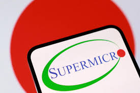 Supermicro's $7 Billion Capital Raise Amidst AI Server Boom Sparks Market Volatility