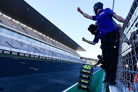 This time next week rossi will be on his summer holidays, wondering whether he should stay or should he go. Valentino Rossi Factory Yamaha Team Say Goodbye After 15 Year Partnership Axalta Racing