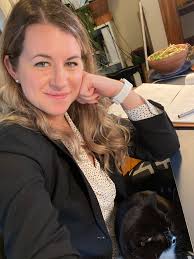 Mia Power (@powerMIAup)