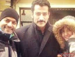 Burak özçivit, fahriye evcen ile oynadığı aşk sana benzer filmini nasıl yazdığını anlattı. Dirilis Osman In Yildizi Burak Ozcivit In Esi Fahriye Evcen In Kardesi Gorenleri S Askina Cevirdi Magazin Tarif Portali