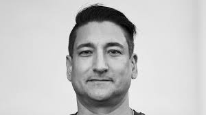 Chris Moradi's Instagram, Twitter & Facebook