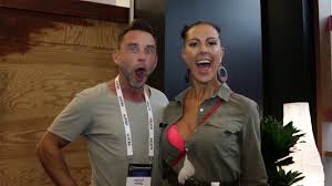 Mal ist senna gammour die „promi shopping queen. Texas Patty By Alice Langlois