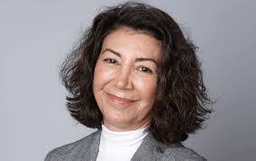 Cathy Reyes's Instagram, Twitter & Facebook