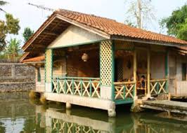 Gazebo minimalis diatas kolam ikan kayu glugu atau kayu kelapa. Rumah Diatas Kolam Ikan Inspirasi Desain Rumah 2019