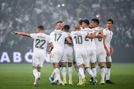وواصل منتخب الجزائر المباراة انفراده بصدارة ترتيب المجموعة برصيد 11 نقطة، جمعهم من ثلاث انتصارات وتعادلين، ويبتعد عن أقرب ملاحقيه منتخب زيمبابوي بفارق 3 نقاط ليضمن بذلك تأهله كأول مجموعته إلى بطولة كأس أمم أفريقيا بالكاميرون 2021. Ù…ÙˆØ¹Ø¯ Ù…Ø¨Ø§Ø±Ø§Ø© Ø§Ù„Ø¬Ø²Ø§Ø¦Ø± Ø¶Ø¯ Ø²Ø§Ù…Ø¨ÙŠØ§ Ø§Ù„ÙŠÙˆÙ… ÙÙ‰ ØªØµÙÙŠØ§Øª ÙƒØ£Ø³ Ø§Ù…Ù… Ø§ÙØ±ÙŠÙ‚ÙŠØ§ Ø³ÙˆØ¨Ø± ÙƒÙˆØ±Ø©