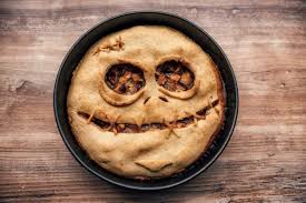 13 Gysende Gennemforte Kageideer Til Din Halloween Mad Ideer Laekre Kager Halloween Kage