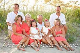 Outer Banks Family Beach Portraits What To Wear Family Beach Portraits Family Beach Pictures Beach Family Photos