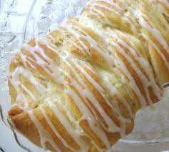5 Minute Cream Cheese Danish Cheese Danish Recipe Breakfast Sweets Breakfast Cheese